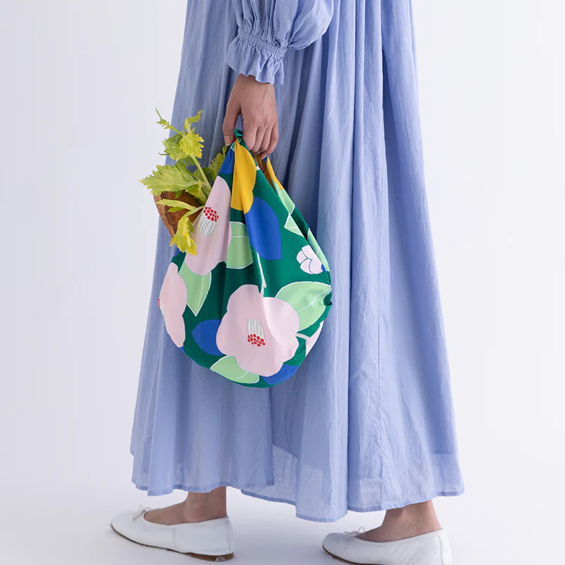 Furoshiki – Hime Musubi, Water-Repellent, Camellia (Medium, 70cm)