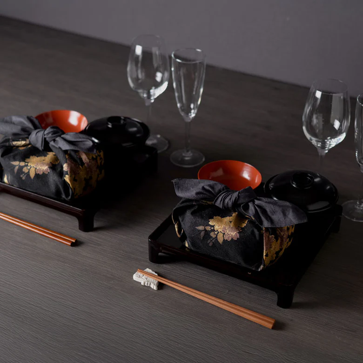 Furoshiki - Setsugekka Octagonal Tray with Cherry Blossom Pattern (Small, 58cm)