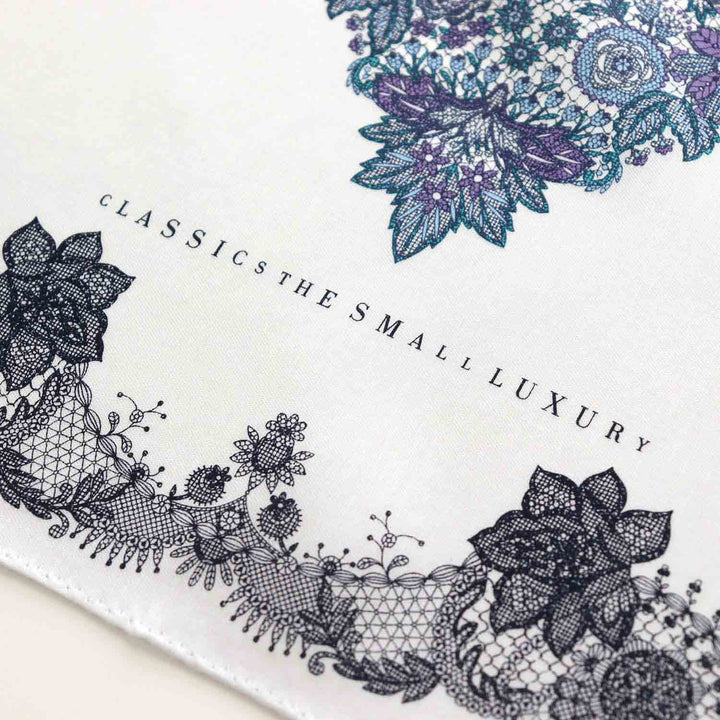 Handkerchief (Heart Lace) – CLASSICS the Small Luxury