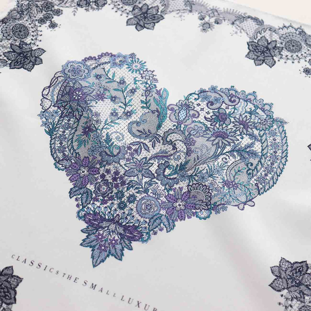 Handkerchief (Heart Lace) – CLASSICS the Small Luxury