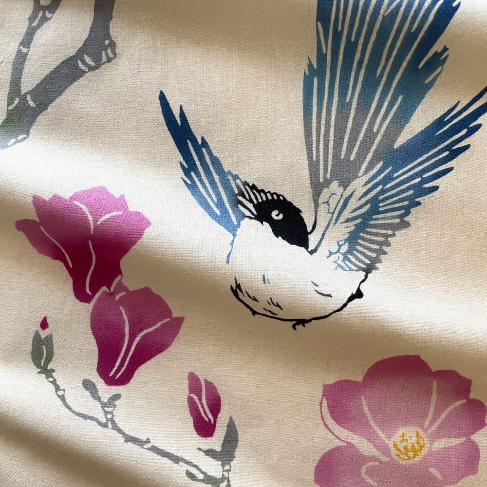 Tenugui (Magnolia and Azure-winged Magpie).