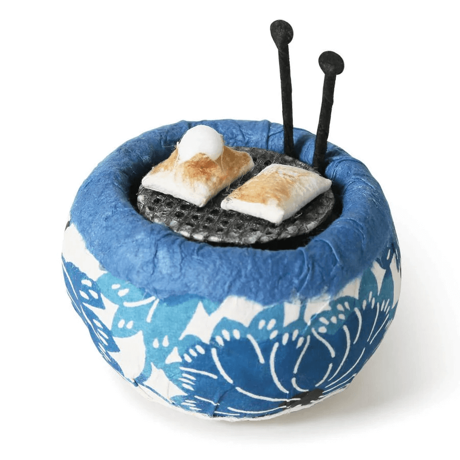 Miniature ornament (Japanese Hibachi and Mochi).
